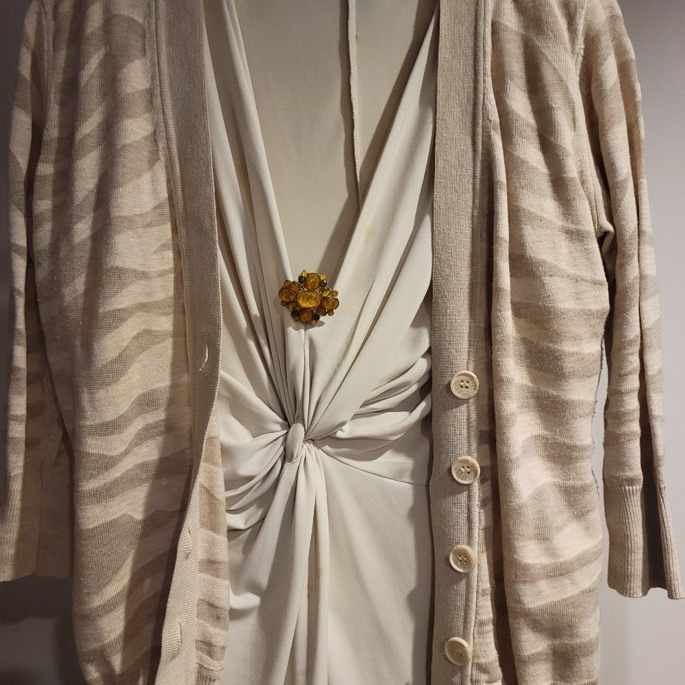 Sweater blouse set.